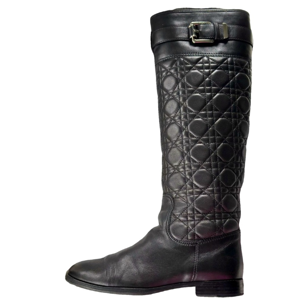 Beautiful elegant black Dior leather boots